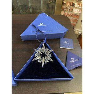 Swarovski 2007 Christmas large star ornament 0872200 perfect condition box